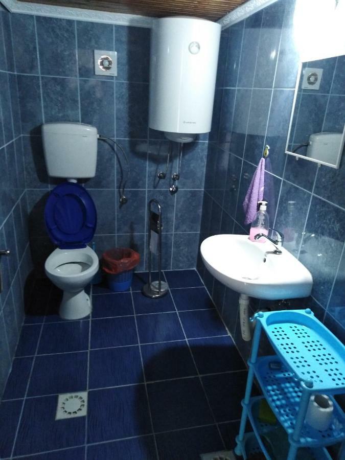 Apartmani Emil Podgorica Zewnętrze zdjęcie